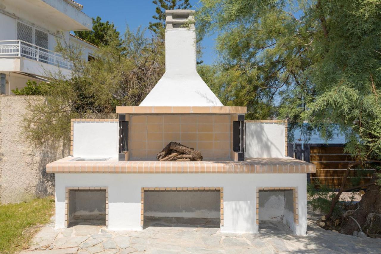 Venetico Beachfront & - 2 Bedroom Sea View Appartement *