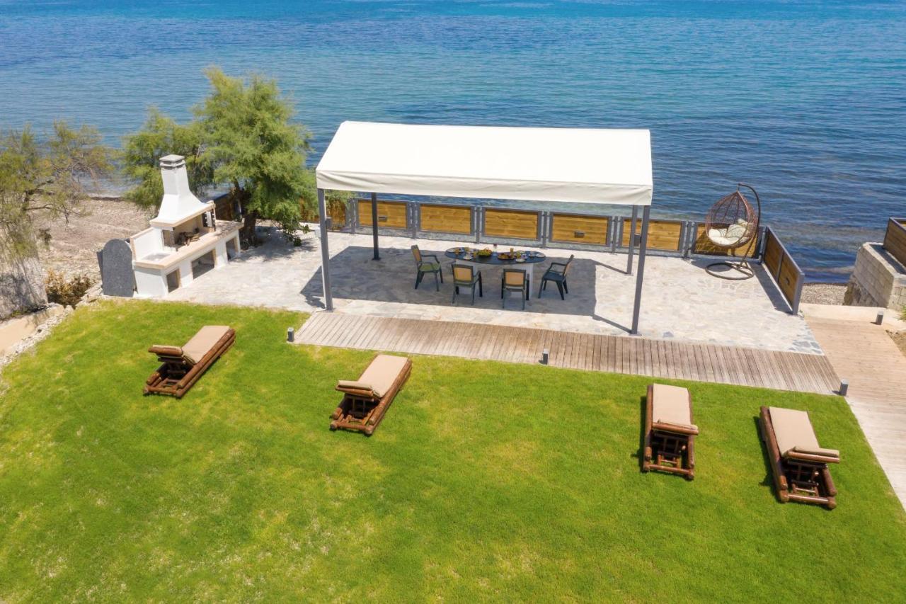 Appartement Venetico Beachfront & - 2 Bedroom Sea View *